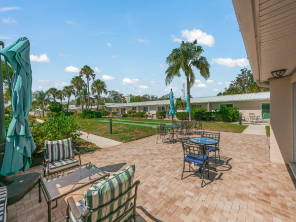 Siesta Key Vacation Condo Sleeps Six Guests.